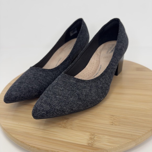 Clarks Collection Shoes Womens Size 8 Gray Pointed Toe Block Heel Comfort Pump - Picture 5 of 10